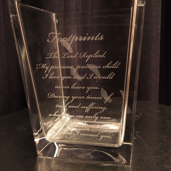 Beautiful Foot Prints Prayer Etched Glass Vase - Picture 2 of 8